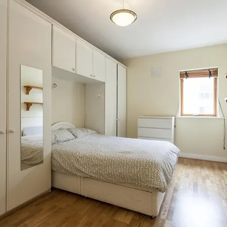 Tara Street Apartment- Dublin City Centre Apartment Dublin